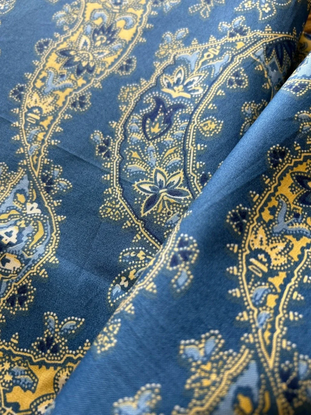 Schumacher Designer Fabric. 2.9” yds - Picture 8 of 13